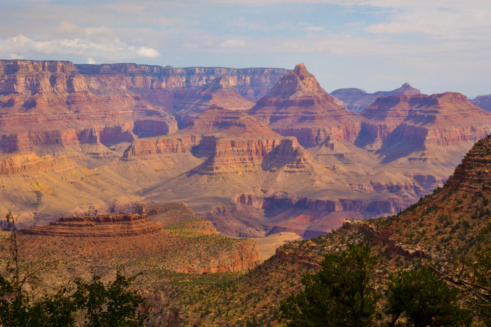 Grand-Canyon-Mountain-Range-Grand-Canyon-Arizona-USA.jpg