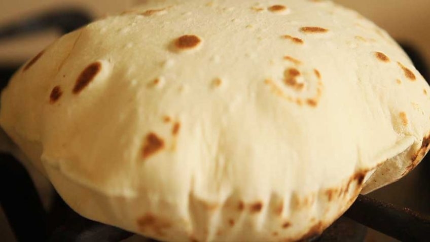 roti-bread-recipe-848x477.jpg